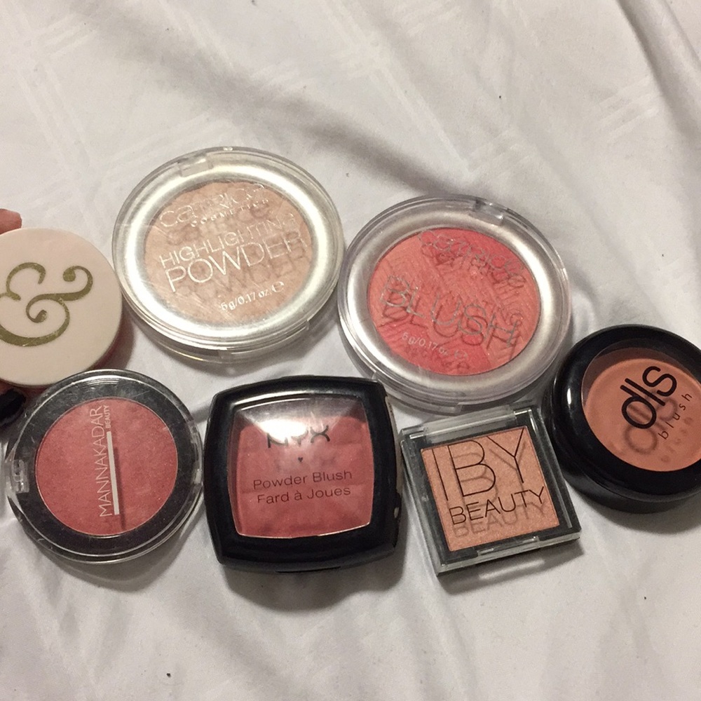 Highlighter and blush bundle
